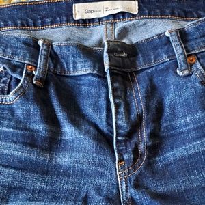 Women jeans size 30 Gap Best Girlfriend Jean
